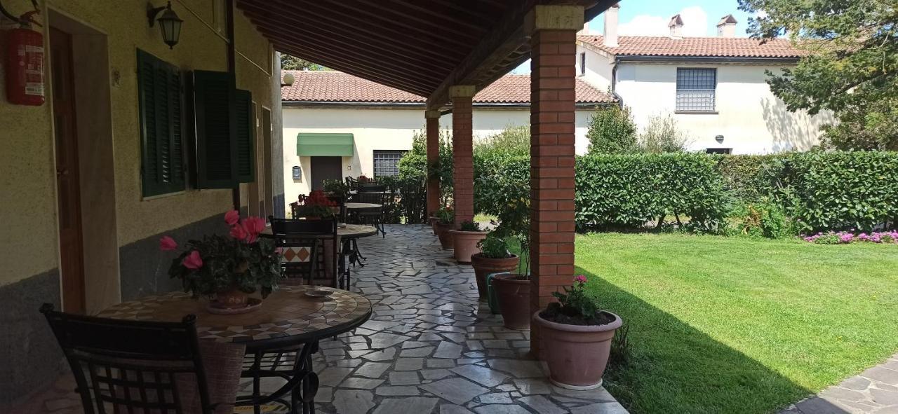 Agriturismo Le Chicche Di Mafalda Монтемерано Экстерьер фото